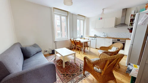 Privatzimmer in der 43 Rue Saint-Jean-Baptiste De La Salle, bild 1 von 10