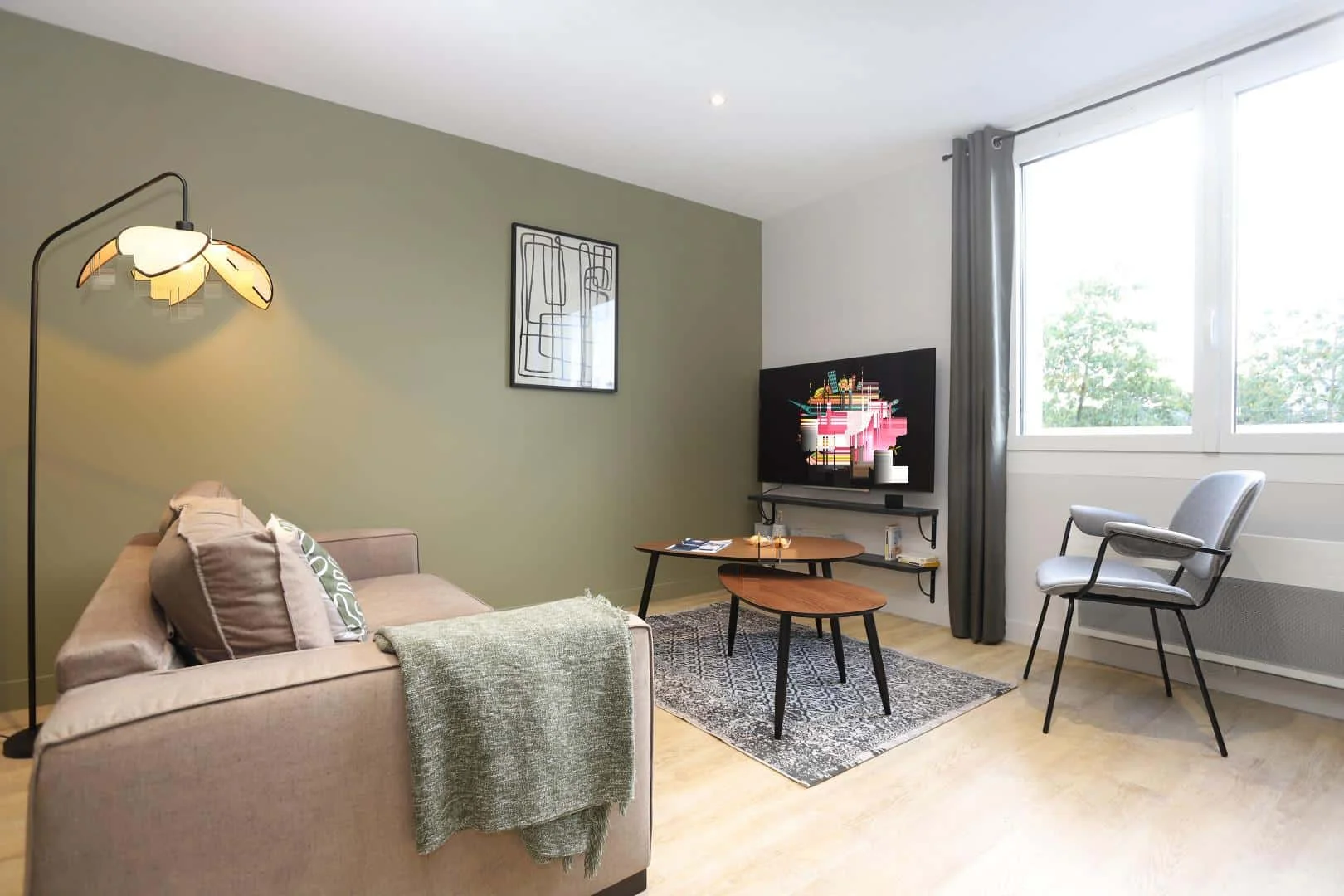 Room for rent in student apartment in , fully furnished