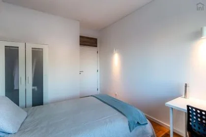 Private room at Cedofeita - Rua de 5, 4º Esquerdo, image 19 of 19