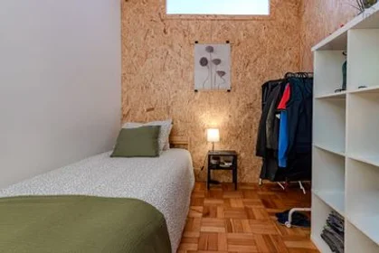 Private room at Cedofeita - Rua de 5, 4º Esquerdo, image 18 of 21