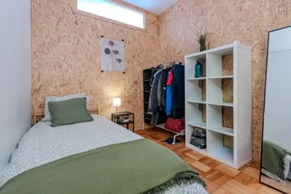 Private room at Cedofeita - Rua de 5, 4º Esquerdo, image 19 of 21