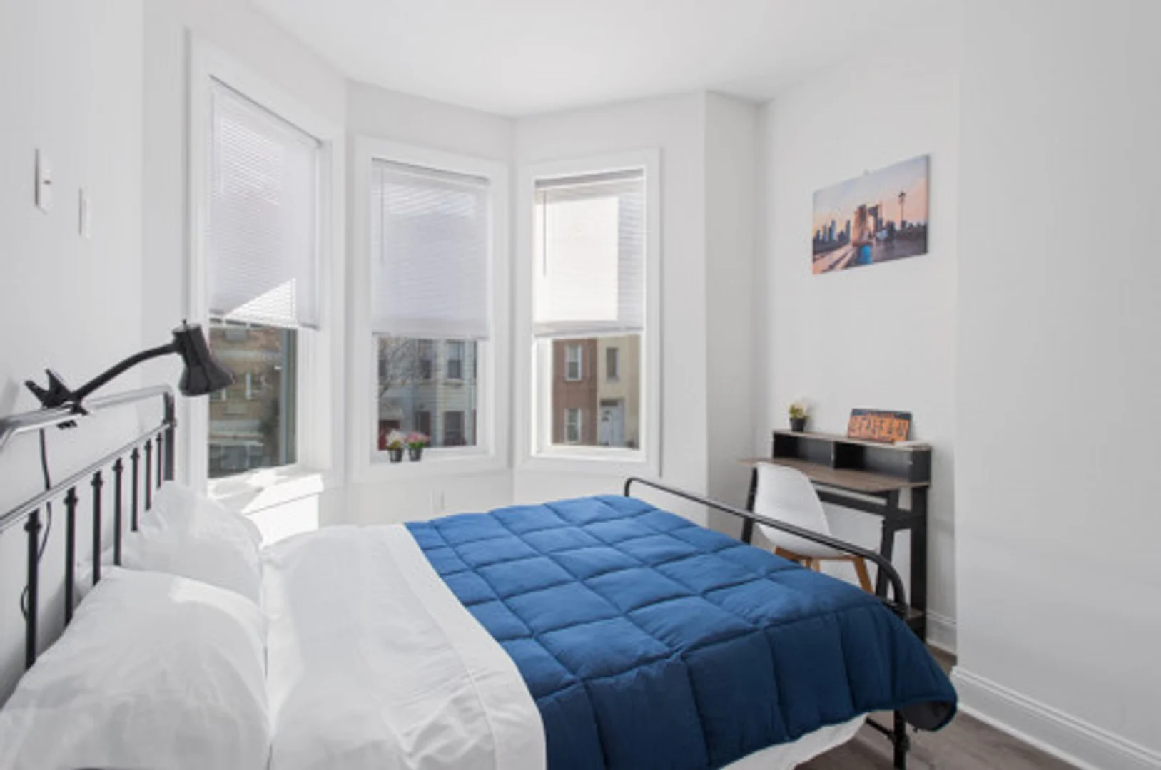 Budget-friendly student room close to campus in 