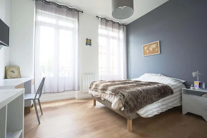 Quarto privado em 149 Rue de Vesle, 51100 Reims, France, imagem 3 de 16