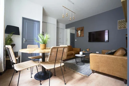 Quarto privado em 149 Rue de Vesle, 51100 Reims, France, imagem 6 de 16