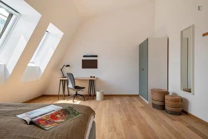 Quarto privado em Heßstrasse, imagem 3 de 9
