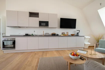 Quarto privado em Heßstrasse, imagem 7 de 9