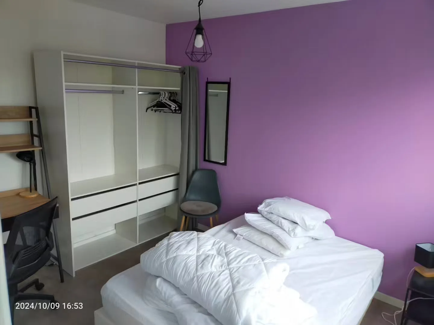 Habitación asequible para estudiantes con buena iluminación en 