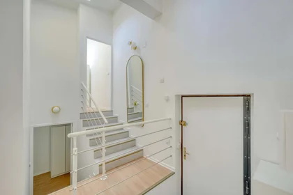 Privatzimmer in der 61 Pl. de la Réunion, 75020 Paris, France, bild 4 von 14