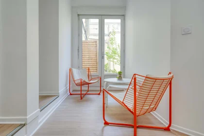 Privatzimmer in der 61 Pl. de la Réunion, 75020 Paris, France, bild 5 von 14