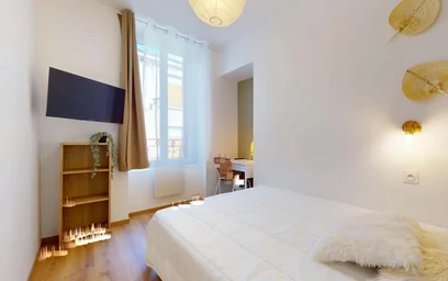 Privatzimmer in der 41 Rue Benoît Malon, 42000 Saint-Étienne, France, bild 1 von 29