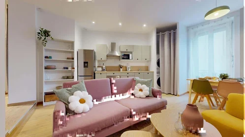 Chambre privée à 3 Bd Jules Janin, 42000 Saint-Étienne, France, image 21 de 23