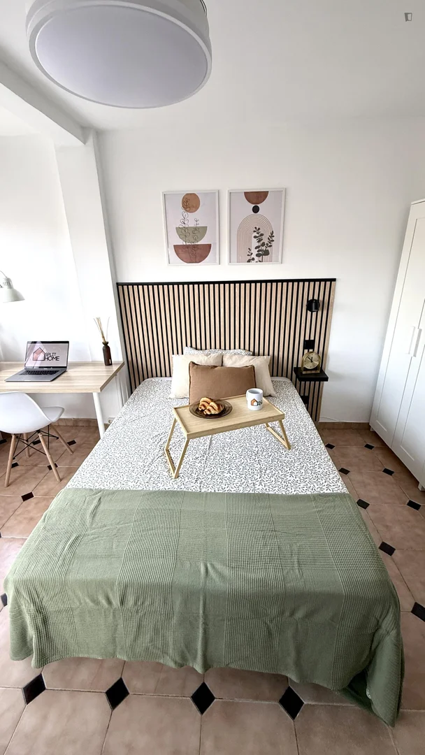 Chambre à louer dans un appartement d'étudiant à , entièrement meublée