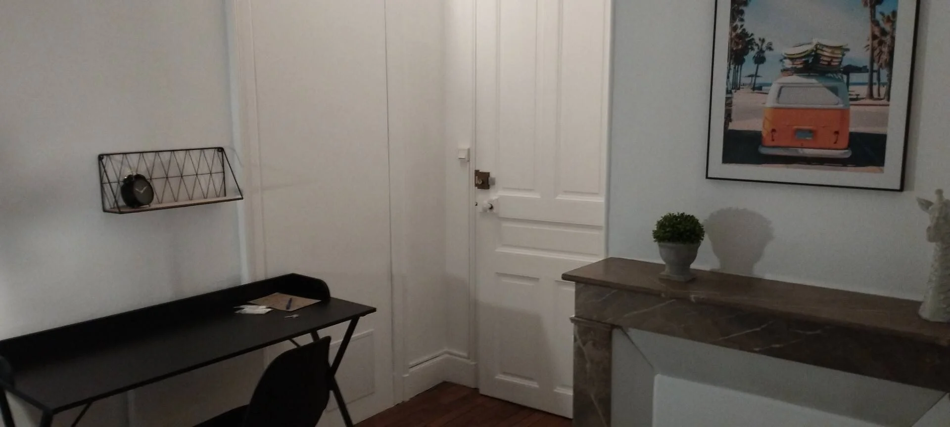 Quarto amigo do estudante em  com comodidades modernas
