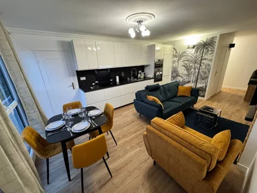 Habitación privada en Noisy-le-grand, 93160, imagen 1 de 10