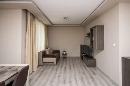 Apartamento inteiro em улица „Архитект Петко Момчилов“ 5, Varna, Bulgaria, imagem 2 de 16