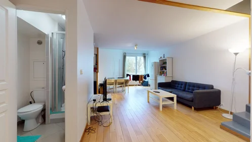 Özel oda konumu 2 Villa Auguste Vermorel, 22 34 görüntüsü