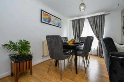 Appartamento intero in Hirst Crescent, immagine 5 di 19