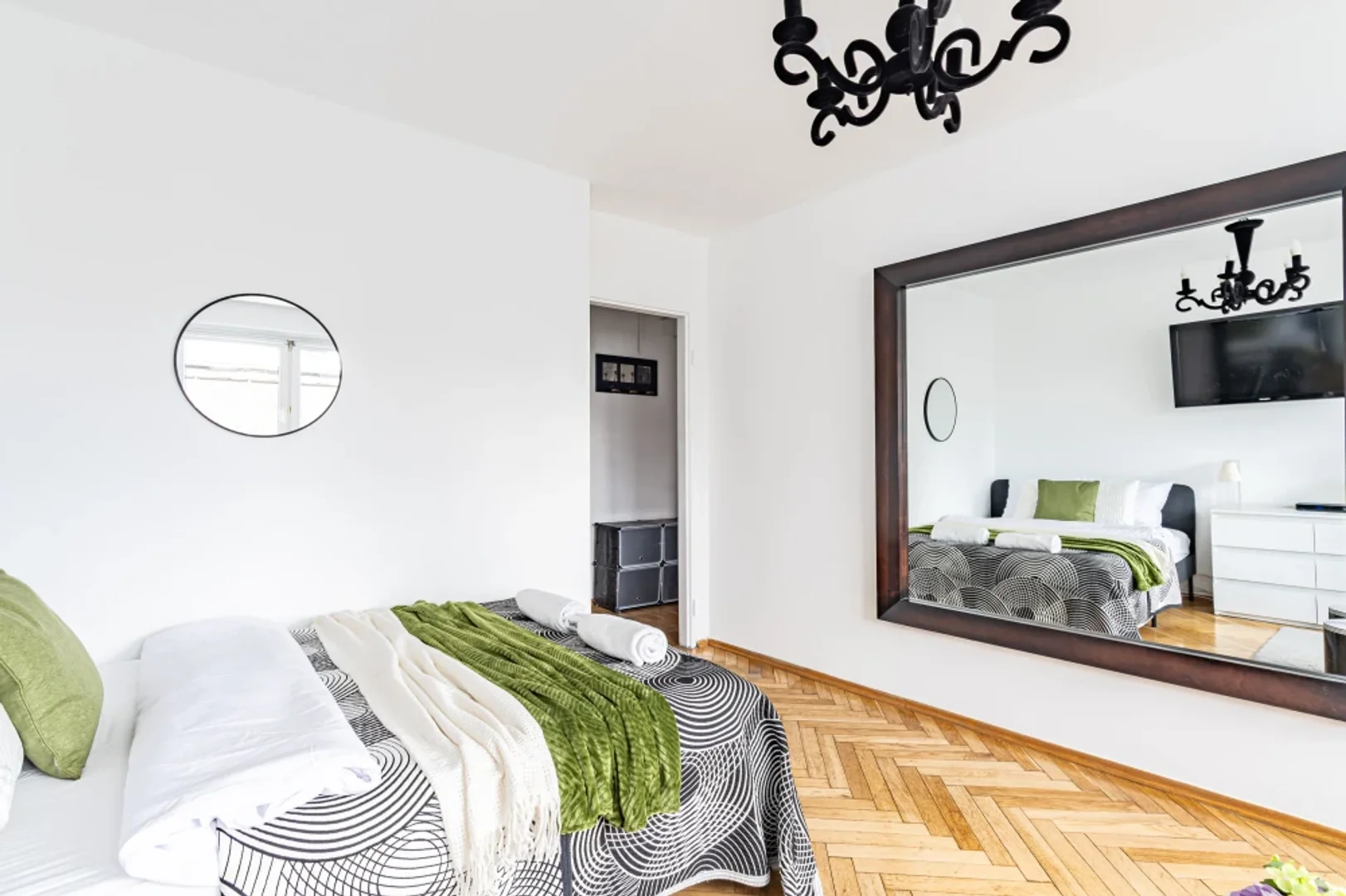 Habitación estudiantil amplia y cómoda en 