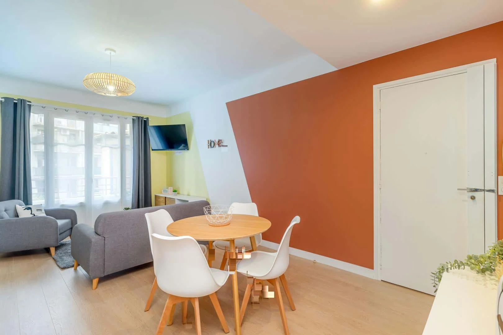 Chambre d'étudiant économique avec emplacement pratique dans 