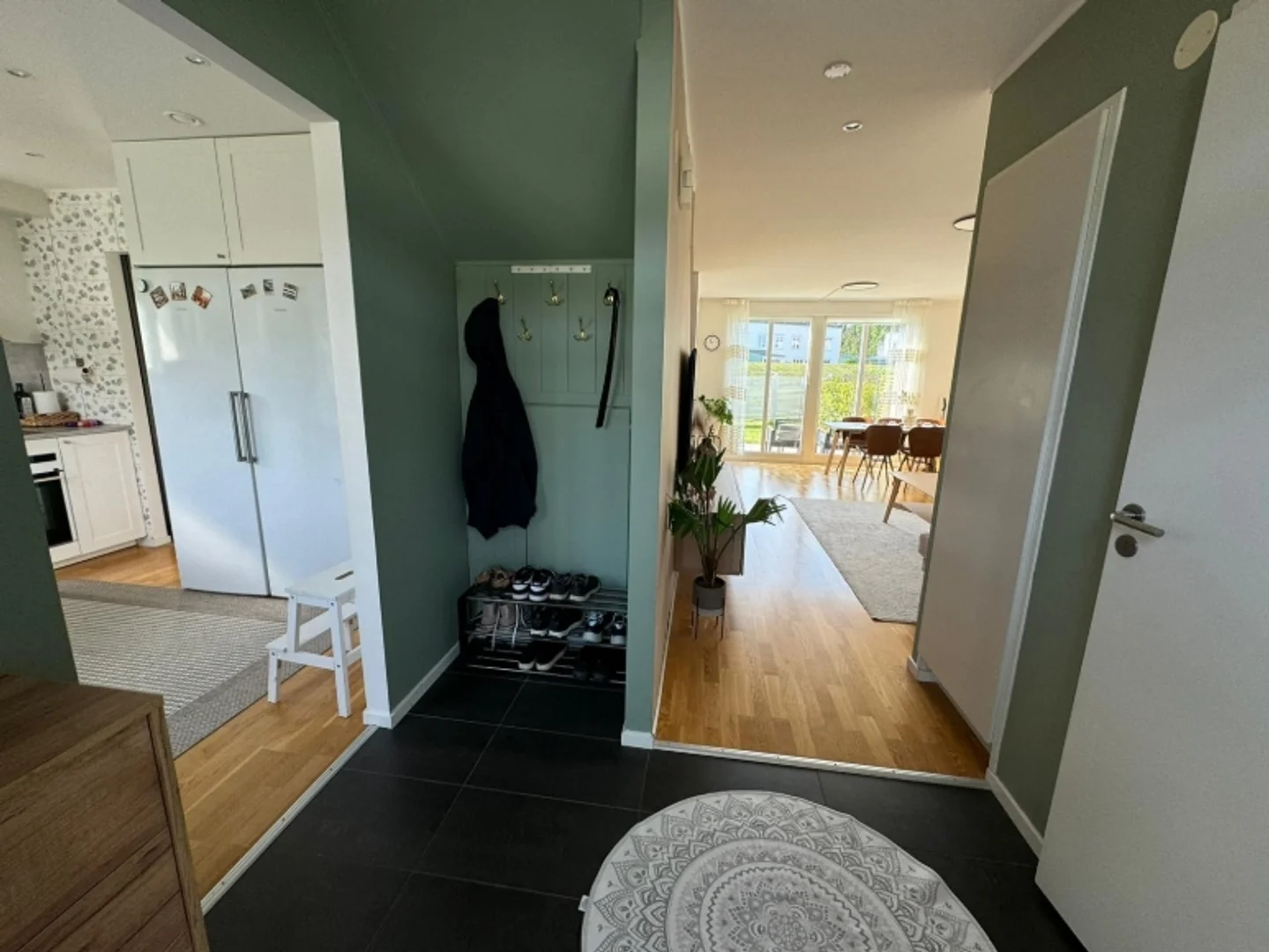 Vårbrisvägen 8