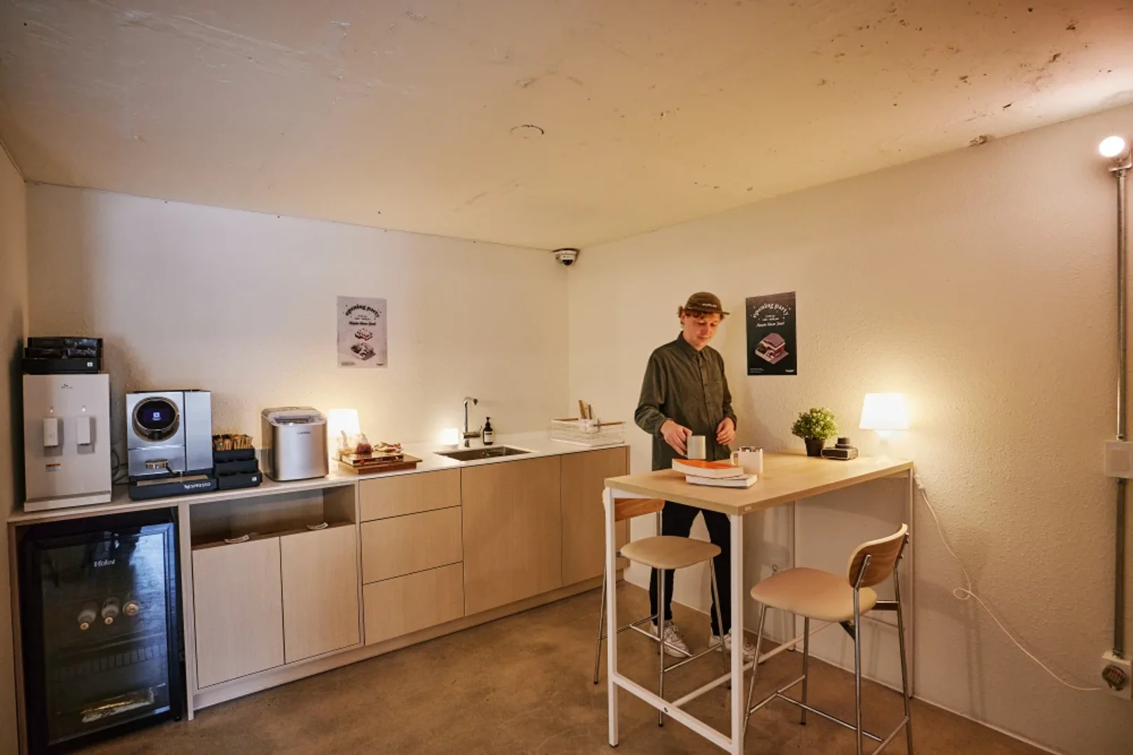 Habitación para estudiantes en  con área de estudio y facilidades compartidas