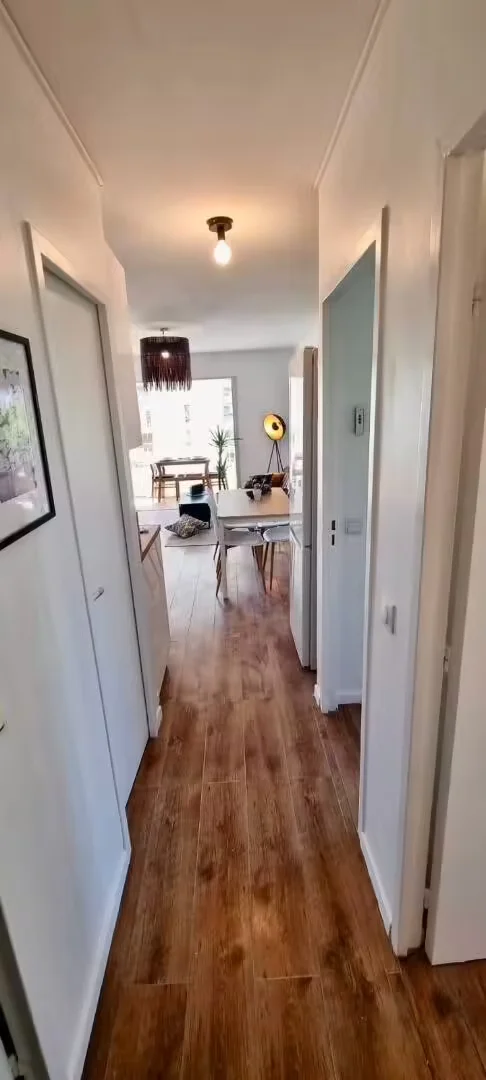 Quarto de estudante económico com localização conveniente em 