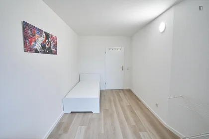 Özel oda konumu Kölner Landstr., 4 15 görüntüsü