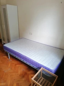 Quarto privado em Avenida Infante Juan Manuel, imagem 3 de 12