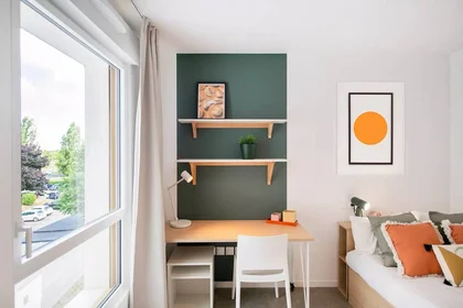 Private room in residence at Orléans, 45000, image 6 of 18