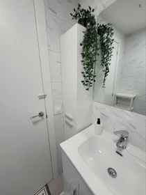 Habitación privada en Carrer del Doctor Martí Julià, imagen 23 de 27