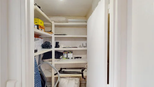 Private room at 2 Rue Du Limousin, image 18 of 20
