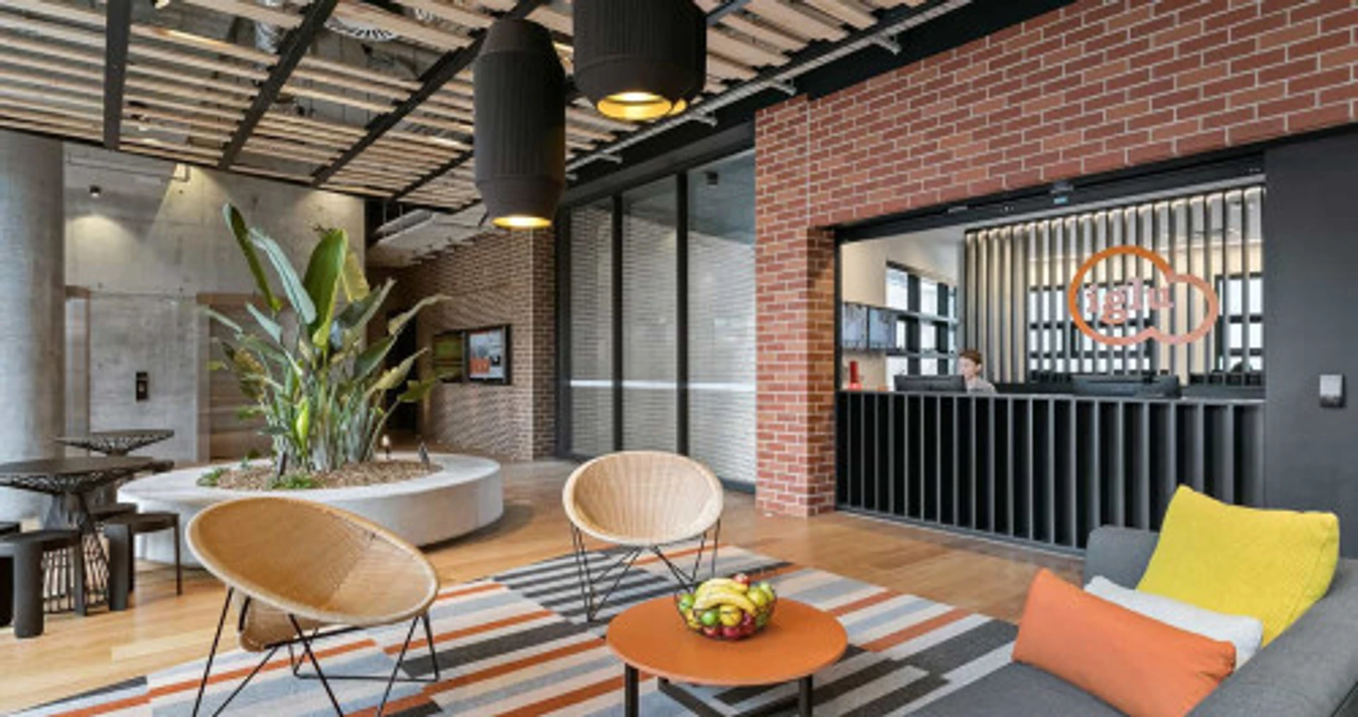 Habitación para estudiantes en  con área de estudio y facilidades compartidas