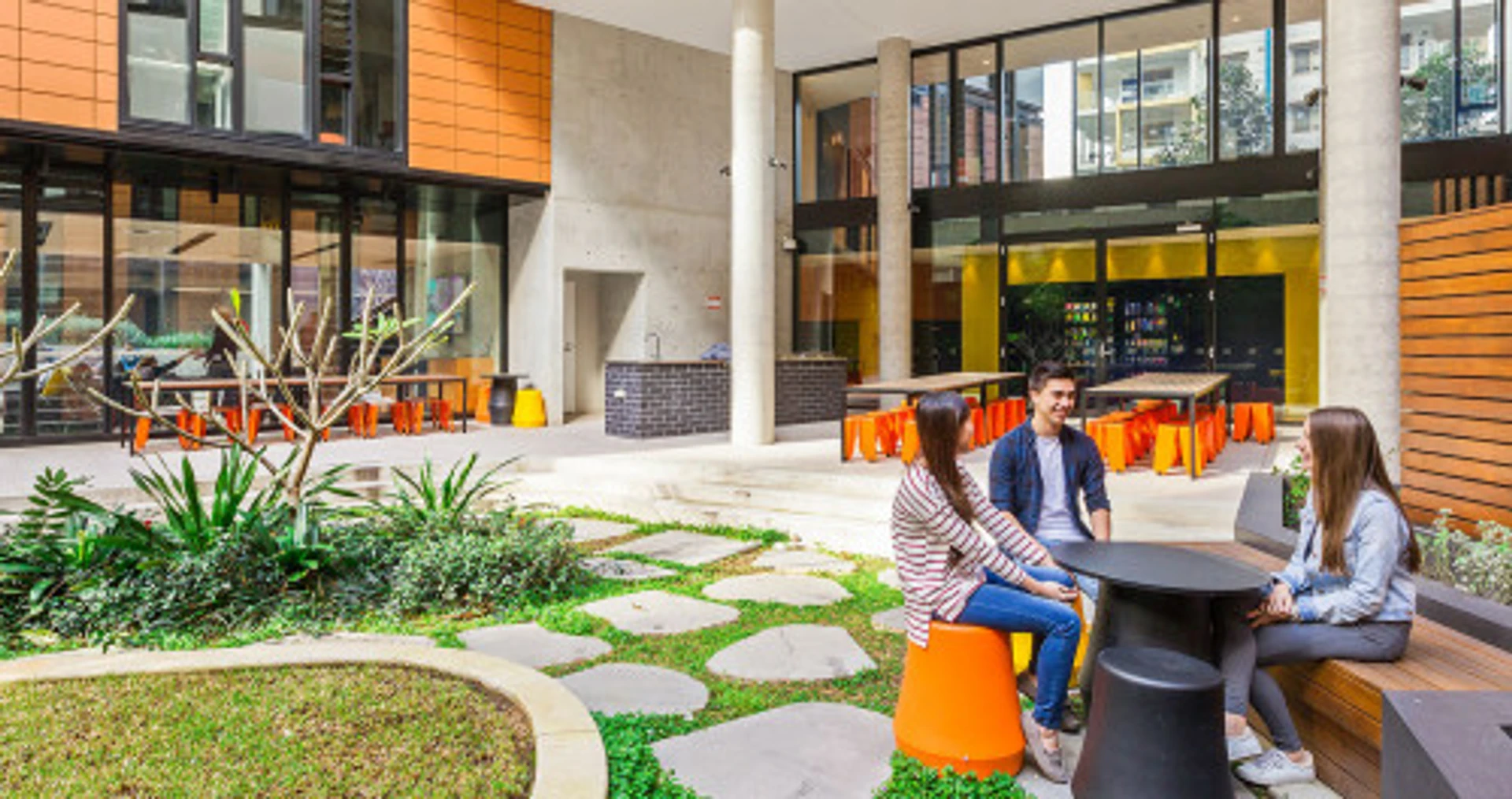 Wygodny i przestronny pokój studencki w 