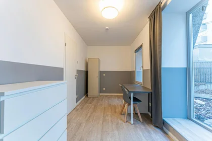 Quarto privado em Leibnizstr., imagem 2 de 11