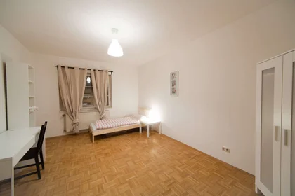 Prywatny pokój Leopoldstraße, obraz 1 10