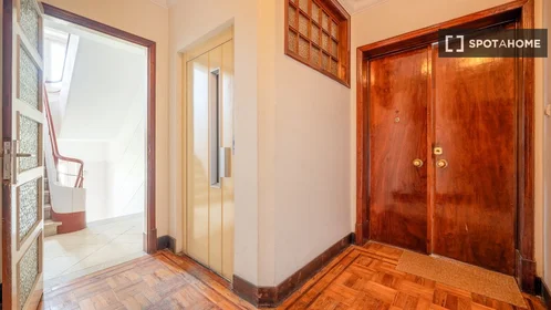 Privatzimmer in der Avenida João XXI, bild 8 von 19