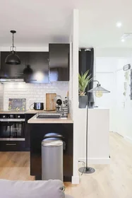 Habitación privada en 69 Rue Chanzy, 51100 Reims, France, imagen 17 de 24