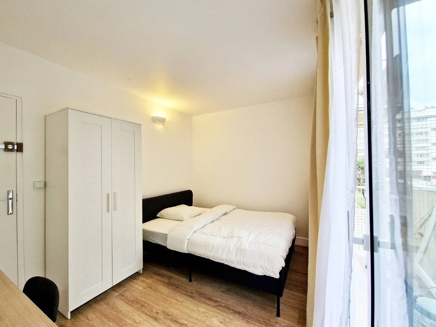 Chambre d'étudiant économique avec emplacement pratique dans 
