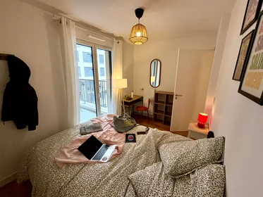 Prywatny pokój 33 bis Rue du Landy, obraz 1 10