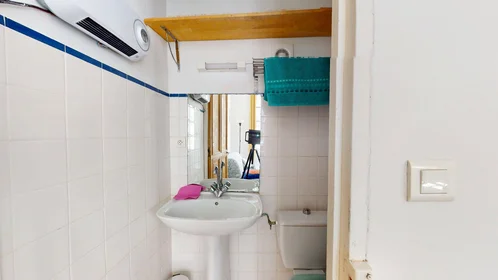 Habitación privada en 2 Rue Mignard, imagen 27 de 28