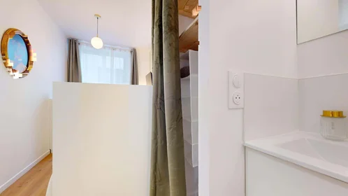Özel oda konumu 39 Cr Albert Thomas, 69003 Lyon, France, 9 18 görüntüsü