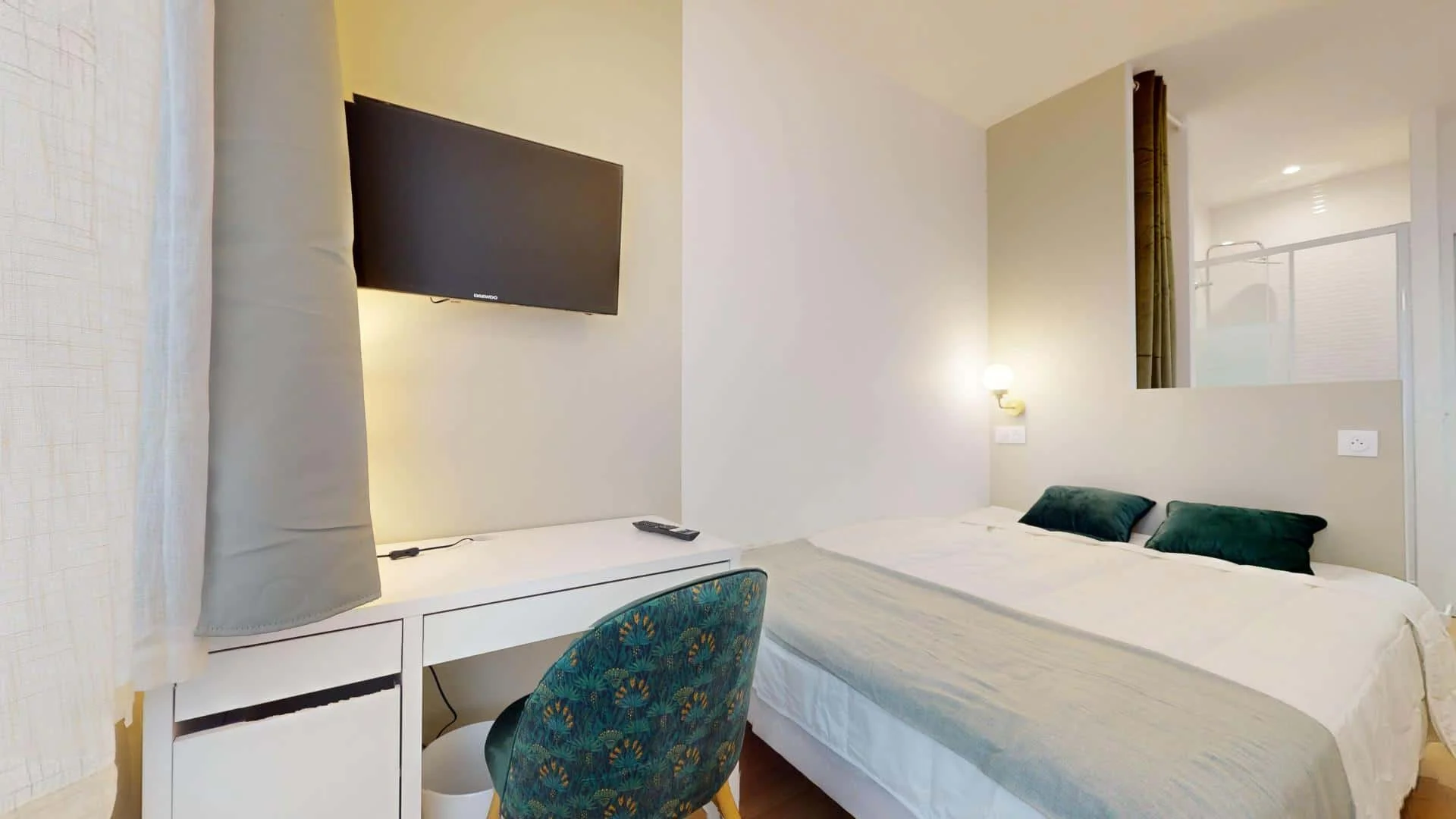 'de öğrenci dairesinde, tamamen mobilyalı kiralık oda