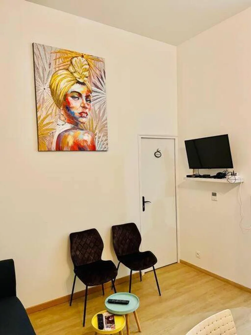  bölgesinde konforlu ve ferah öğrenci odası
