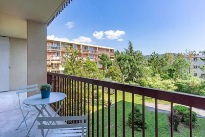 Habitación privada en 422 Av. Jean-Paul Coste, 13100 Aix-en-Provence, France, imagen 11 de 11