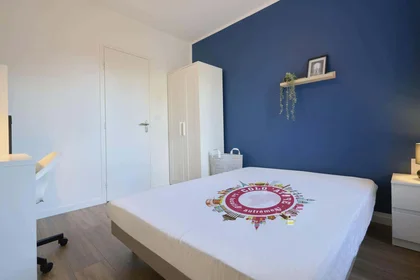 Özel oda konumu 76 Rue de Bapaume, 59000 Lille, France, 1 20 görüntüsü