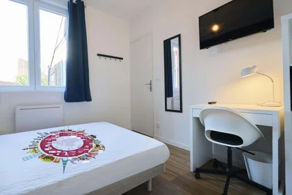 Özel oda konumu 76 Rue de Bapaume, 59000 Lille, France, 2 20 görüntüsü