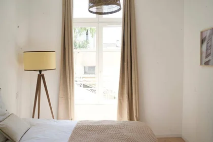 Quarto privado em Orléans, 45000, imagem 1 de 2