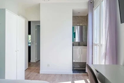 私人房间 在 422 Av. Jean-Paul Coste, 13100 Aix-en-Provence, France, 11的图像2