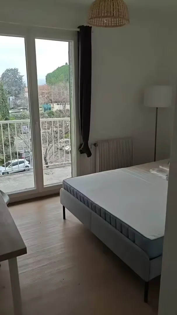 Habitación para estudiantes en  con modernas comodidades