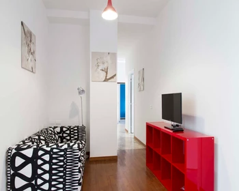 Privatzimmer in der Via Salvatore Barzilai, bild 13 von 20